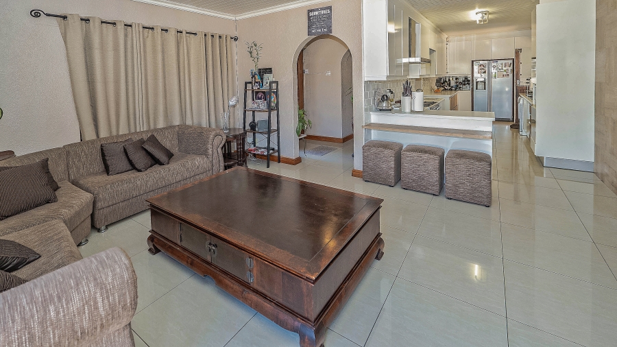 3 Bedroom Property for Sale in Rustdal Western Cape